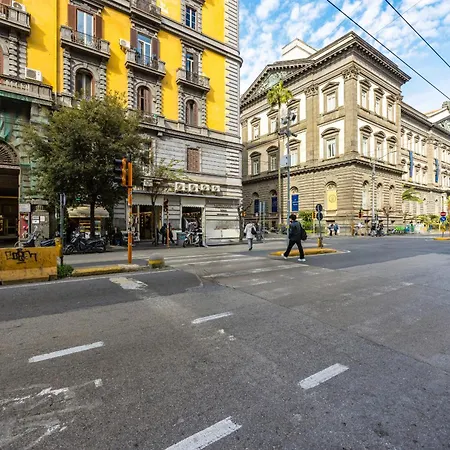 Metro Universita By Wonderful Italy